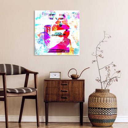 Acrylglasbild - Abstract Luxury Parfum Wohnbeispiel