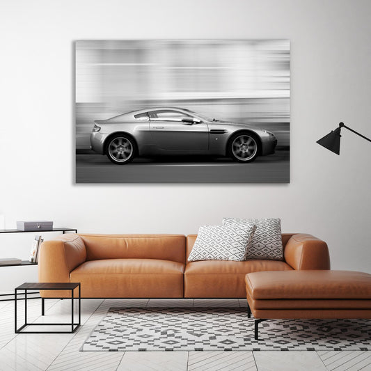 Aluminiumbild - Sportwagen Seite Schwarz Weiss Wohnbeispiel