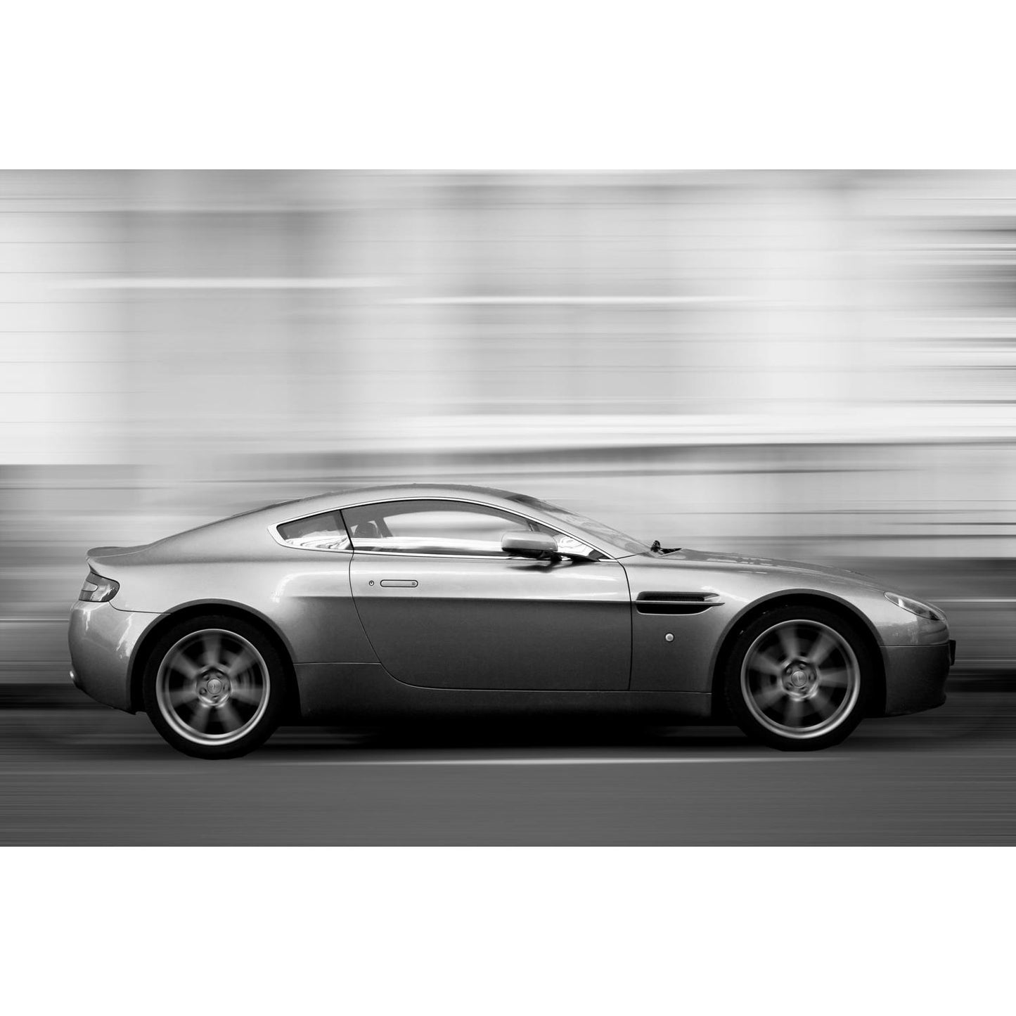 Aluminiumbild - Sportwagen Seite Schwarz Weiss