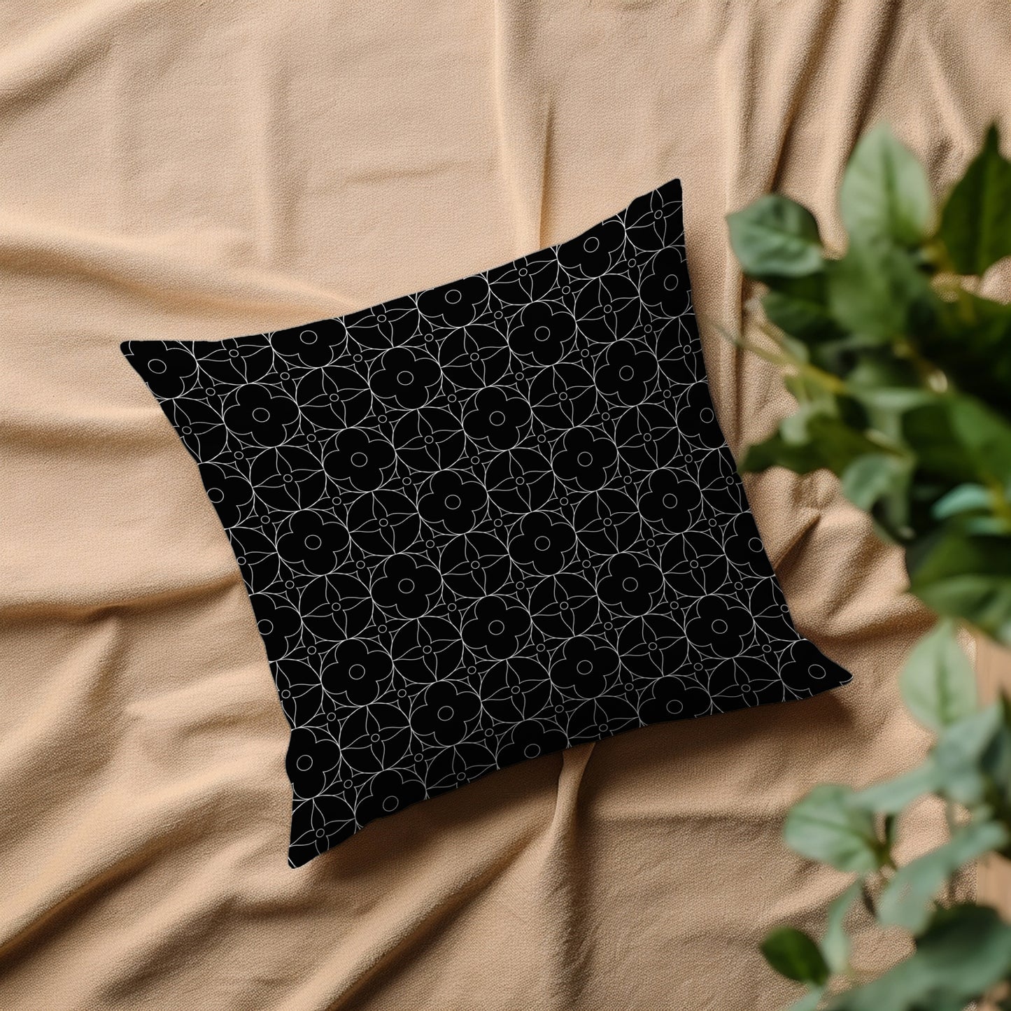 Kissenbezug - White Ornaments on Black