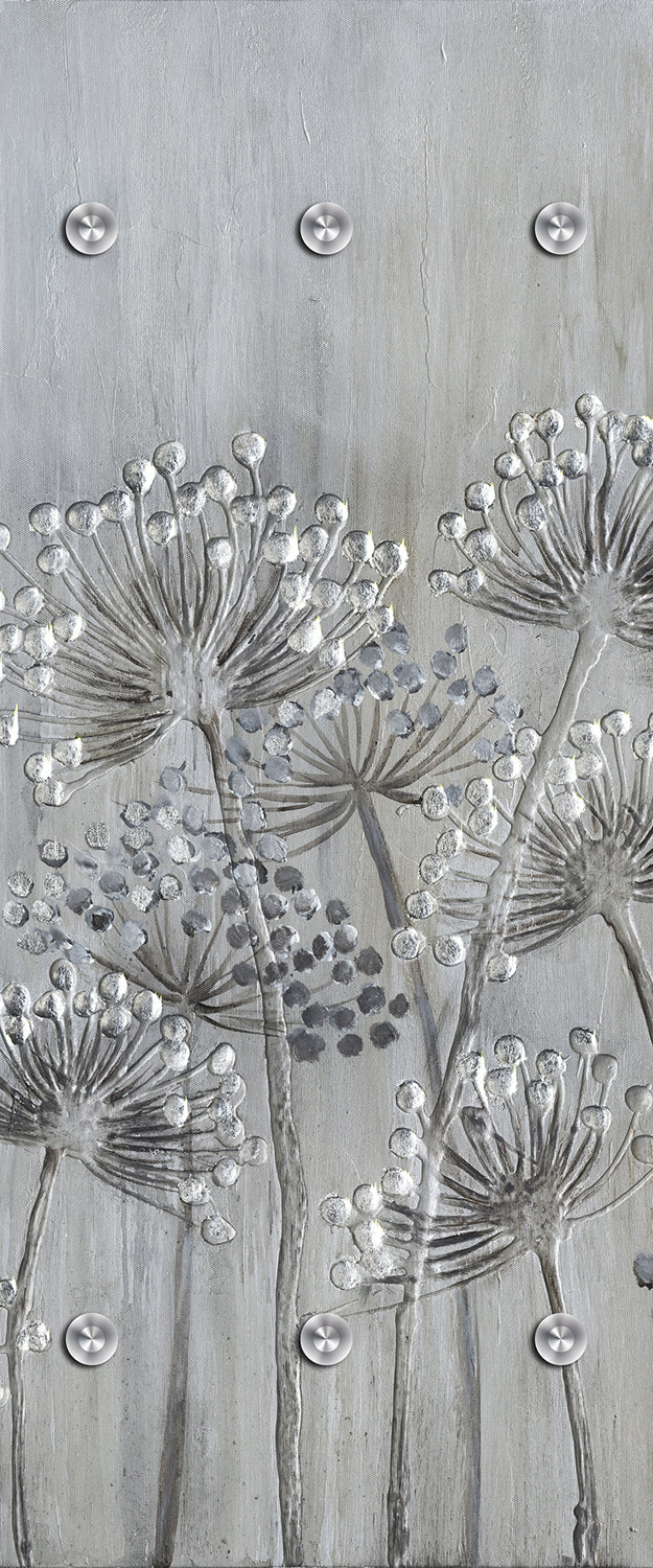 Garderobe - Grey Flowers