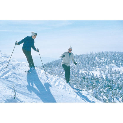 Slim Aarons - Skiers At Sugarbush Detail